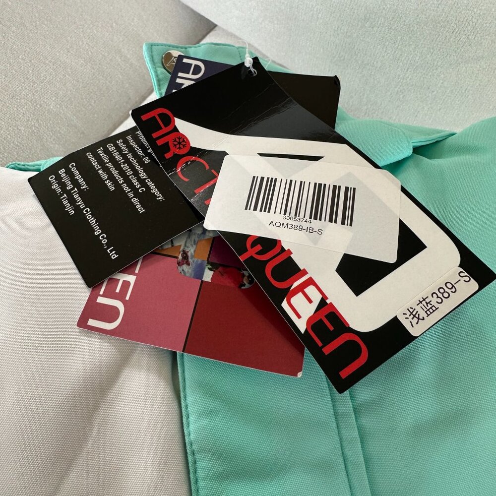 Turquoise ski jacket - Picture 2 of 4